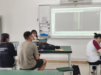 免费观看已满十八岁电视剧动漫版