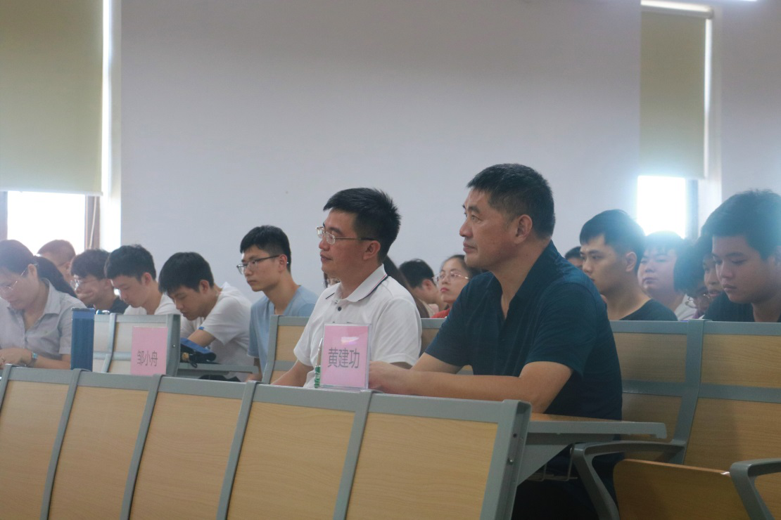 免费观看已满十八岁电视剧动漫版