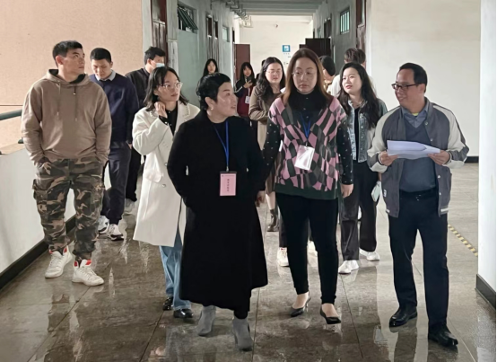 免费观看已满十八岁电视剧动漫版