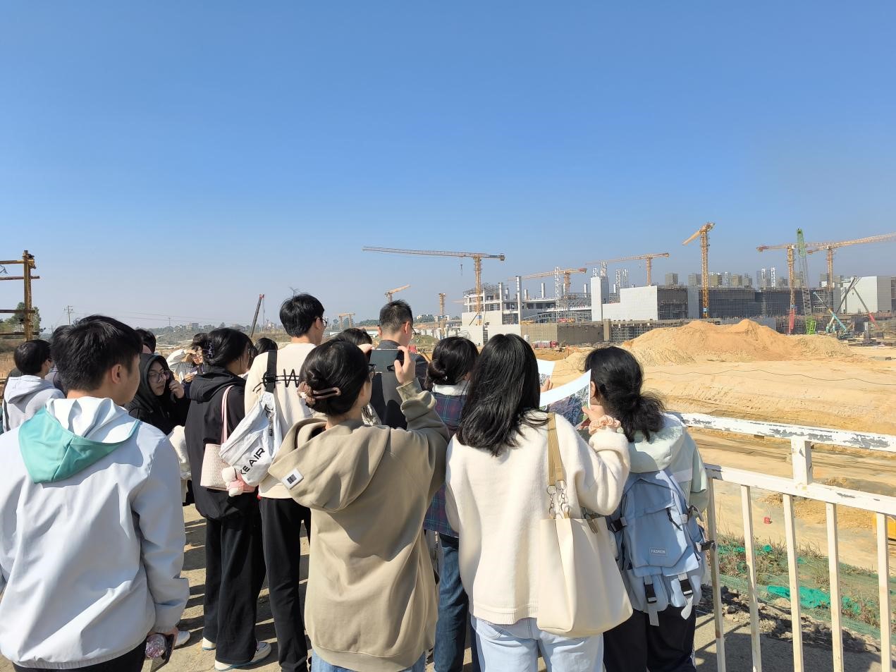免费观看已满十八岁电视剧动漫版