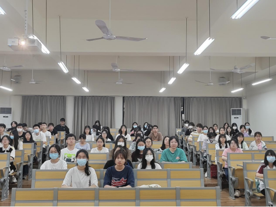 免费观看已满十八岁电视剧动漫版