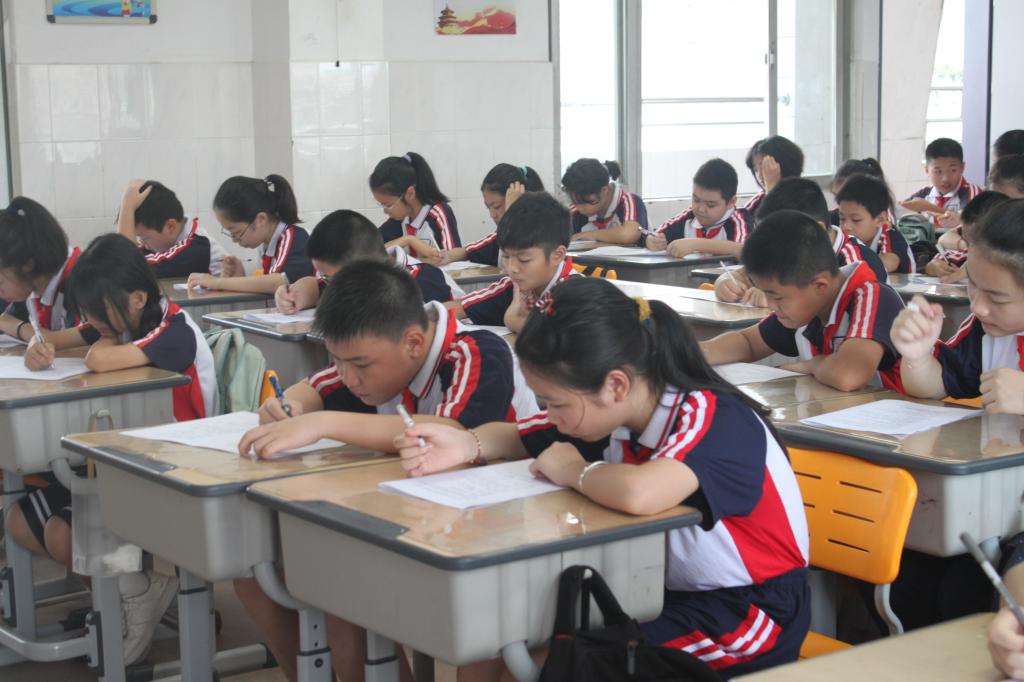 免费观看已满十八岁电视剧动漫版