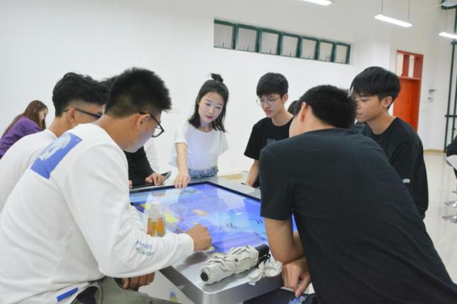 免费观看已满十八岁电视剧动漫版