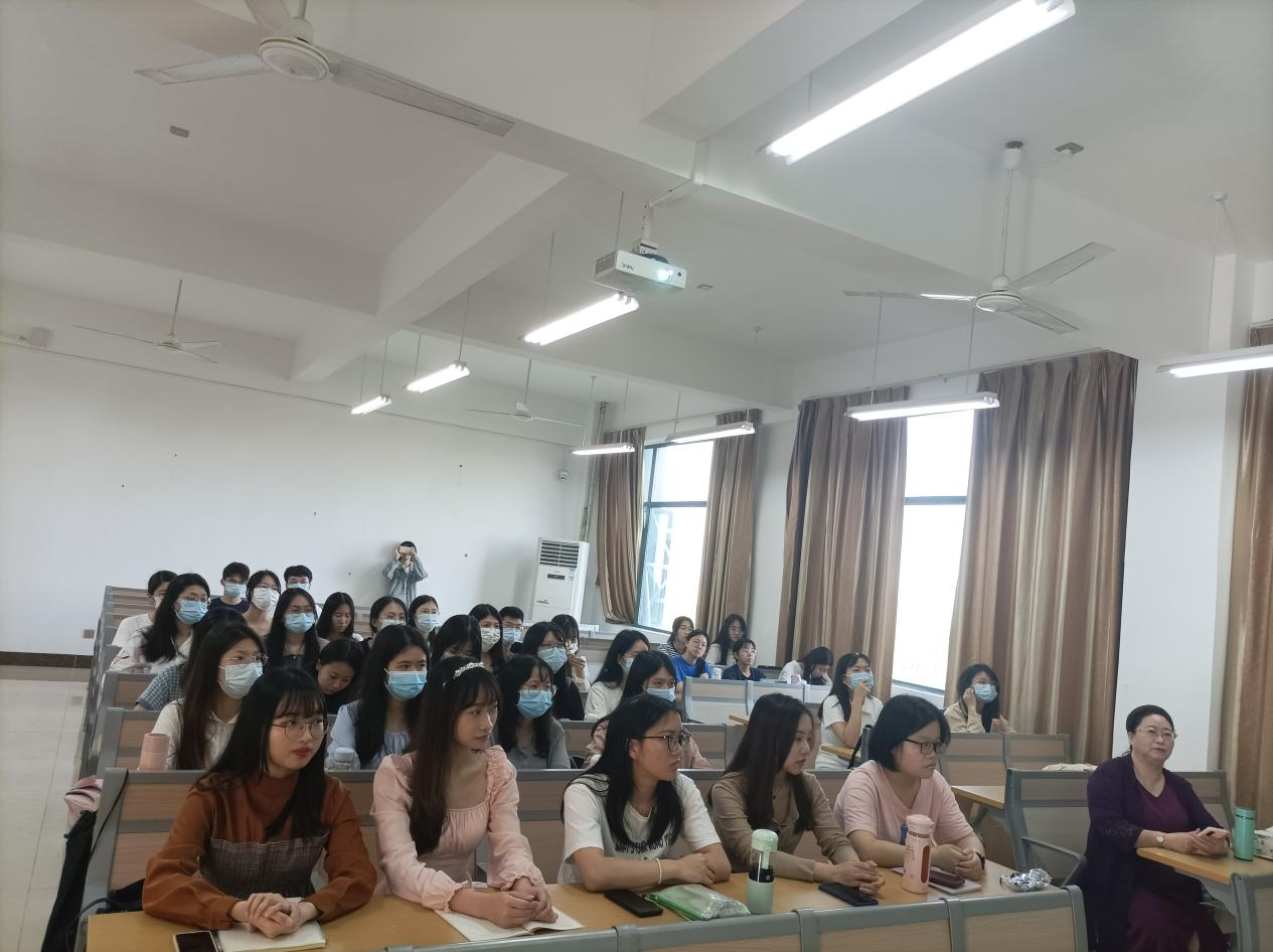 免费观看已满十八岁电视剧动漫版