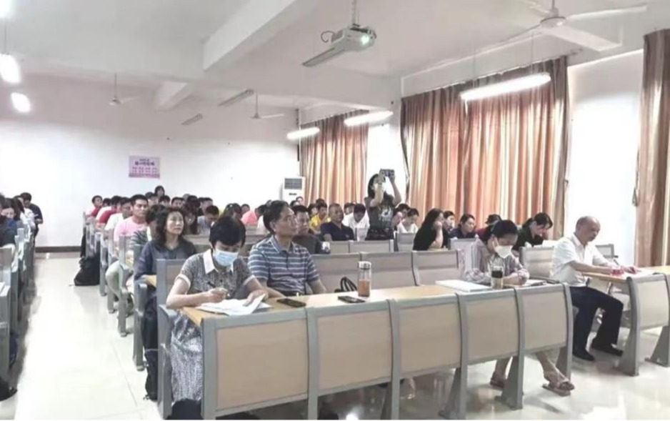 免费观看已满十八岁电视剧动漫版