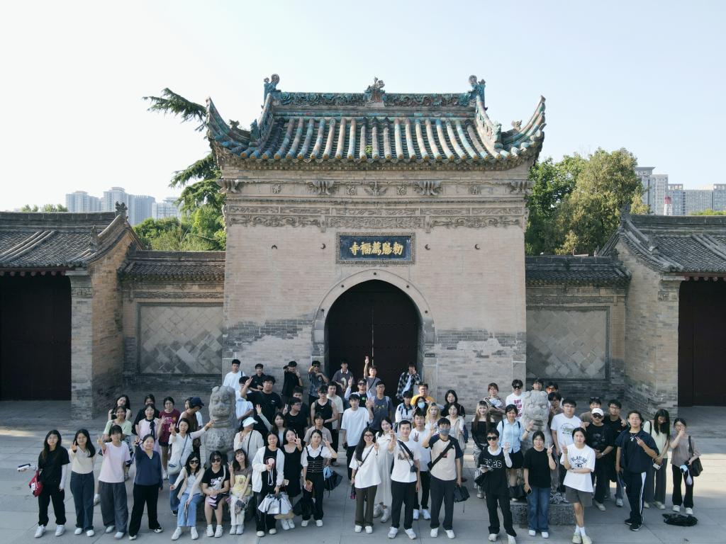 免费观看已满十八岁电视剧动漫版