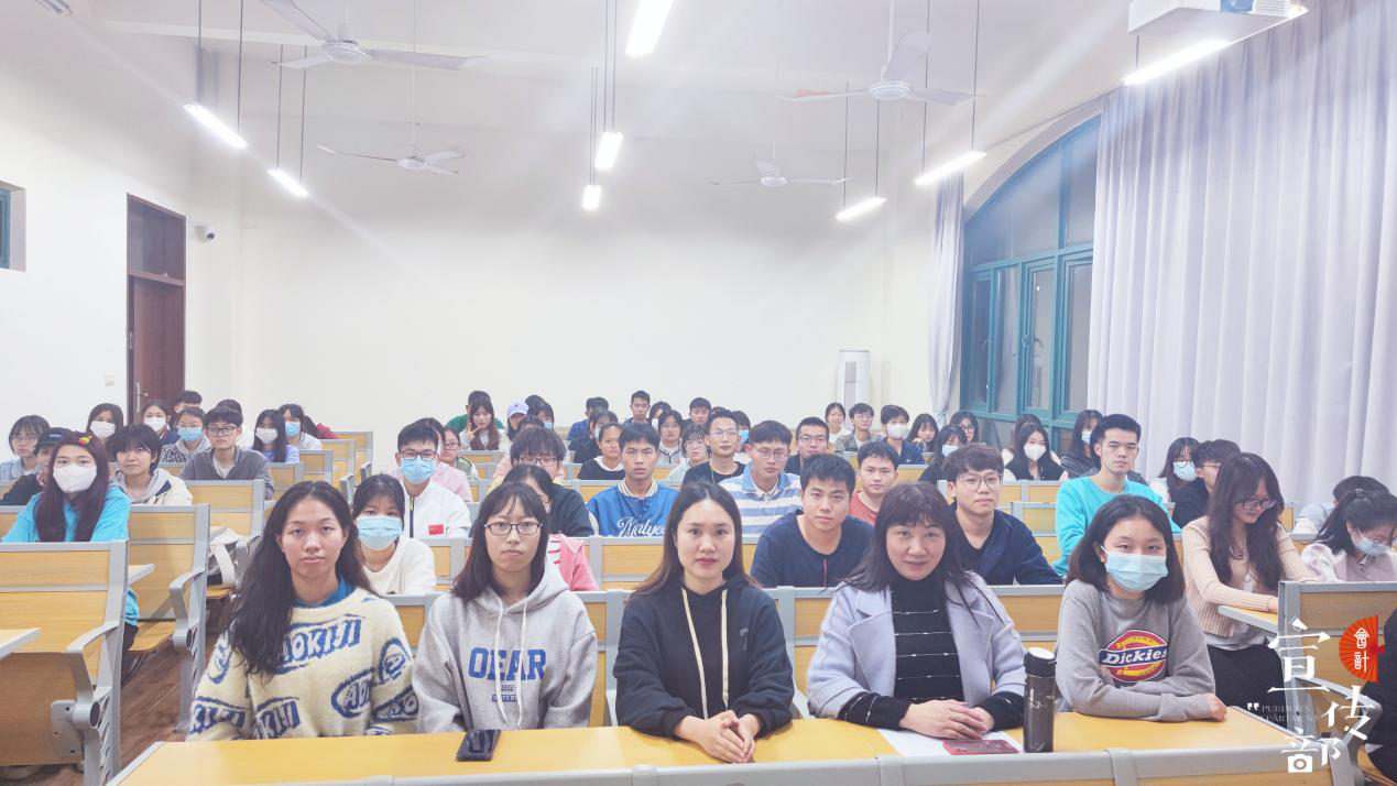 免费观看已满十八岁电视剧动漫版