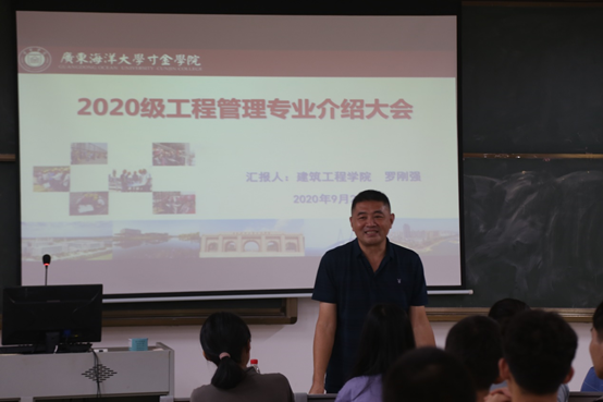 免费观看已满十八岁电视剧动漫版