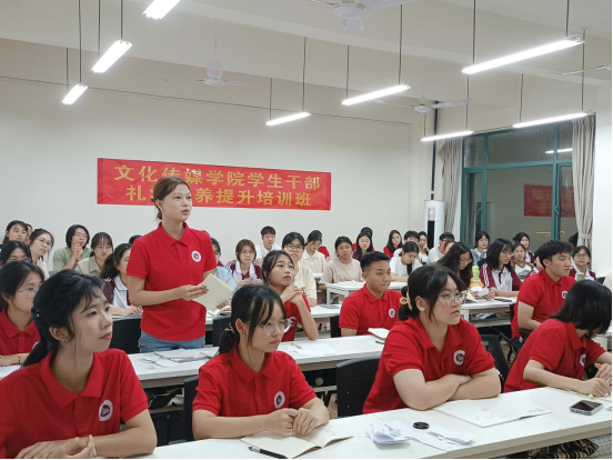 免费观看已满十八岁电视剧动漫版