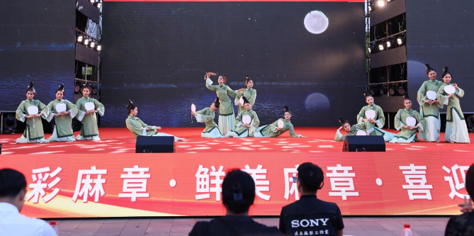 免费观看已满十八岁电视剧动漫版