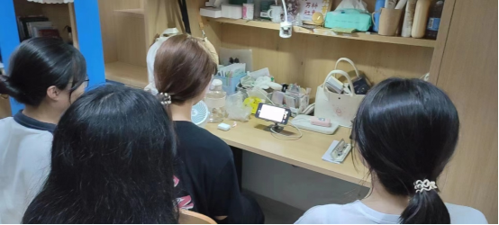 免费观看已满十八岁电视剧动漫版