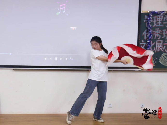 免费观看已满十八岁电视剧动漫版