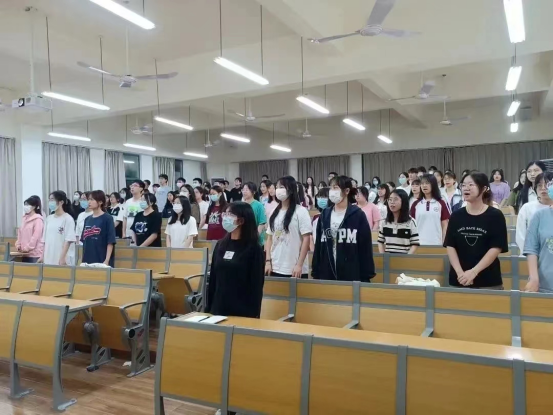 免费观看已满十八岁电视剧动漫版