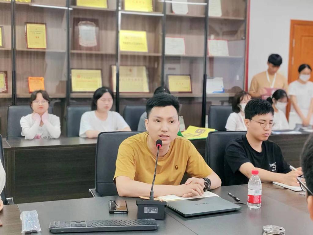 免费观看已满十八岁电视剧动漫版