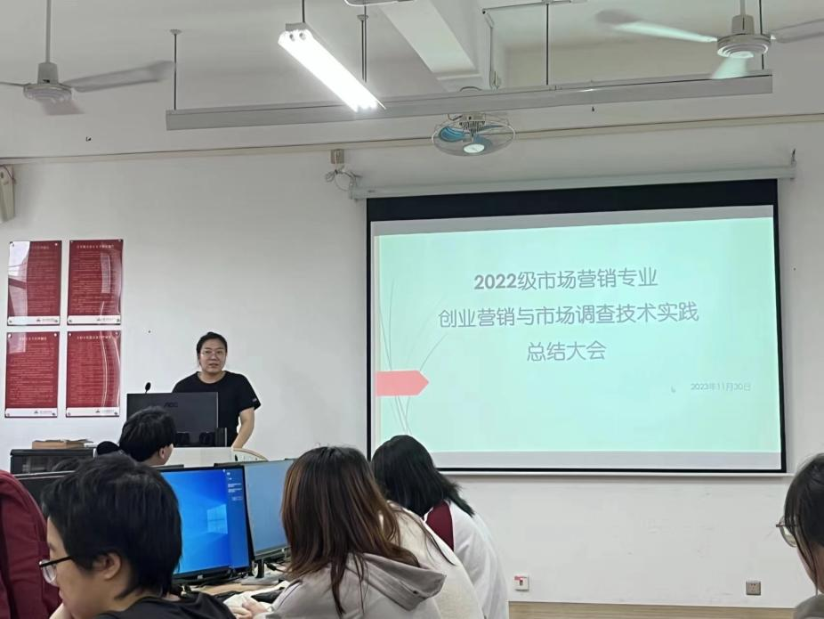 免费观看已满十八岁电视剧动漫版