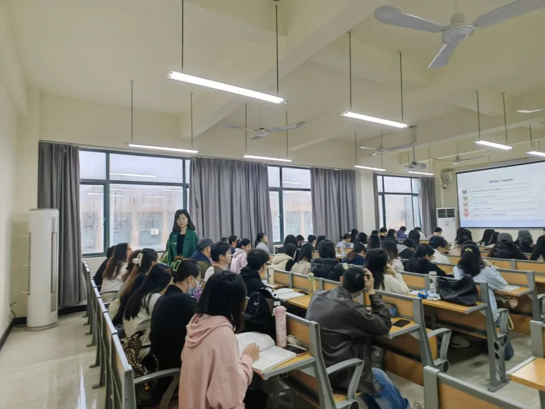 免费观看已满十八岁电视剧动漫版