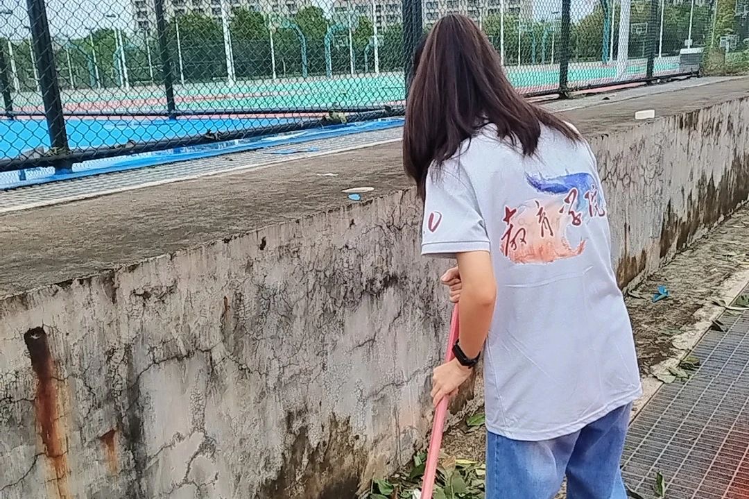免费观看已满十八岁电视剧动漫版