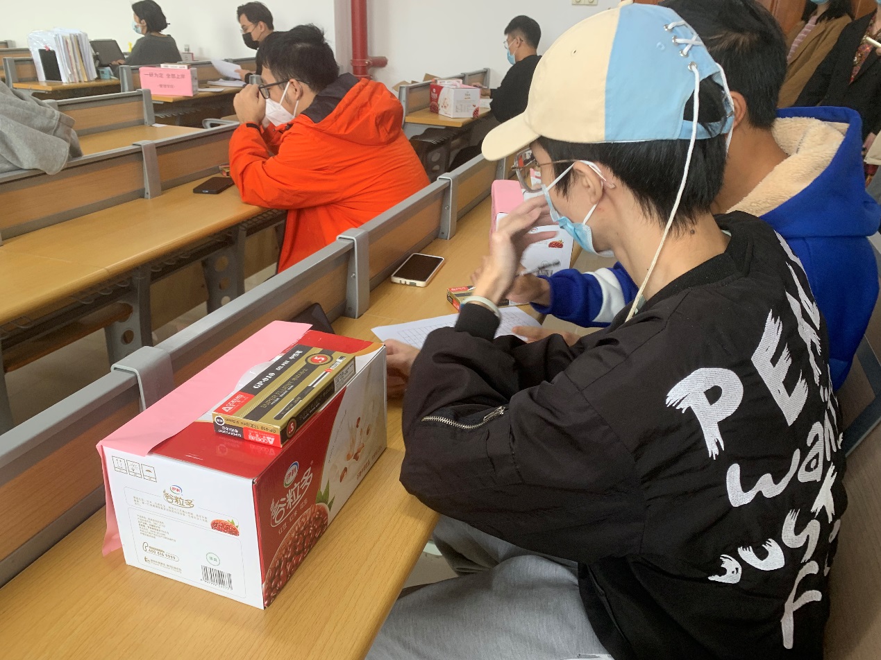 免费观看已满十八岁电视剧动漫版