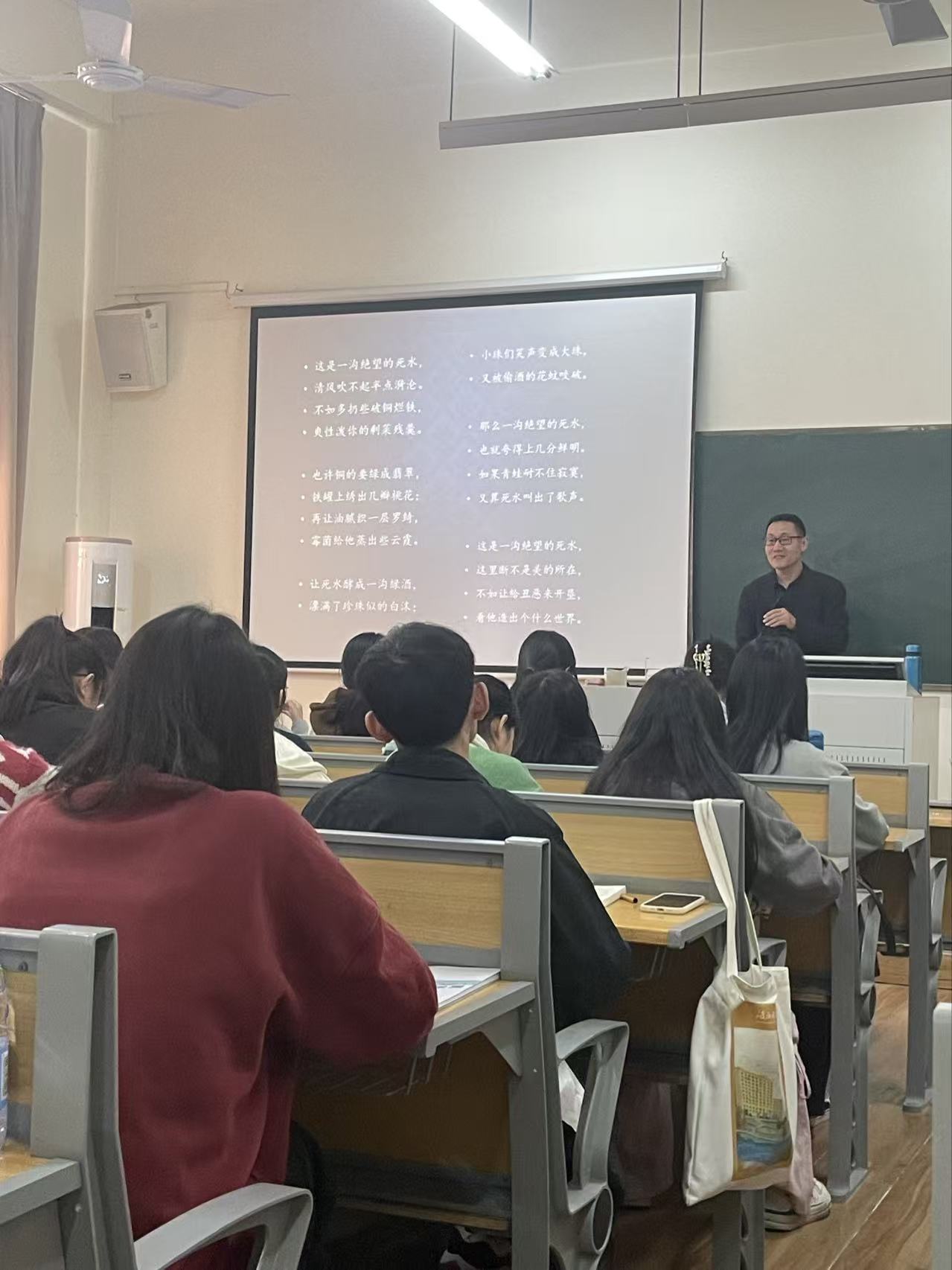 免费观看已满十八岁电视剧动漫版
