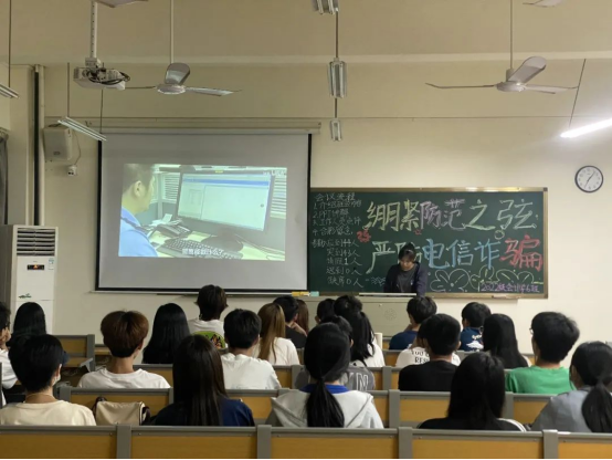 免费观看已满十八岁电视剧动漫版