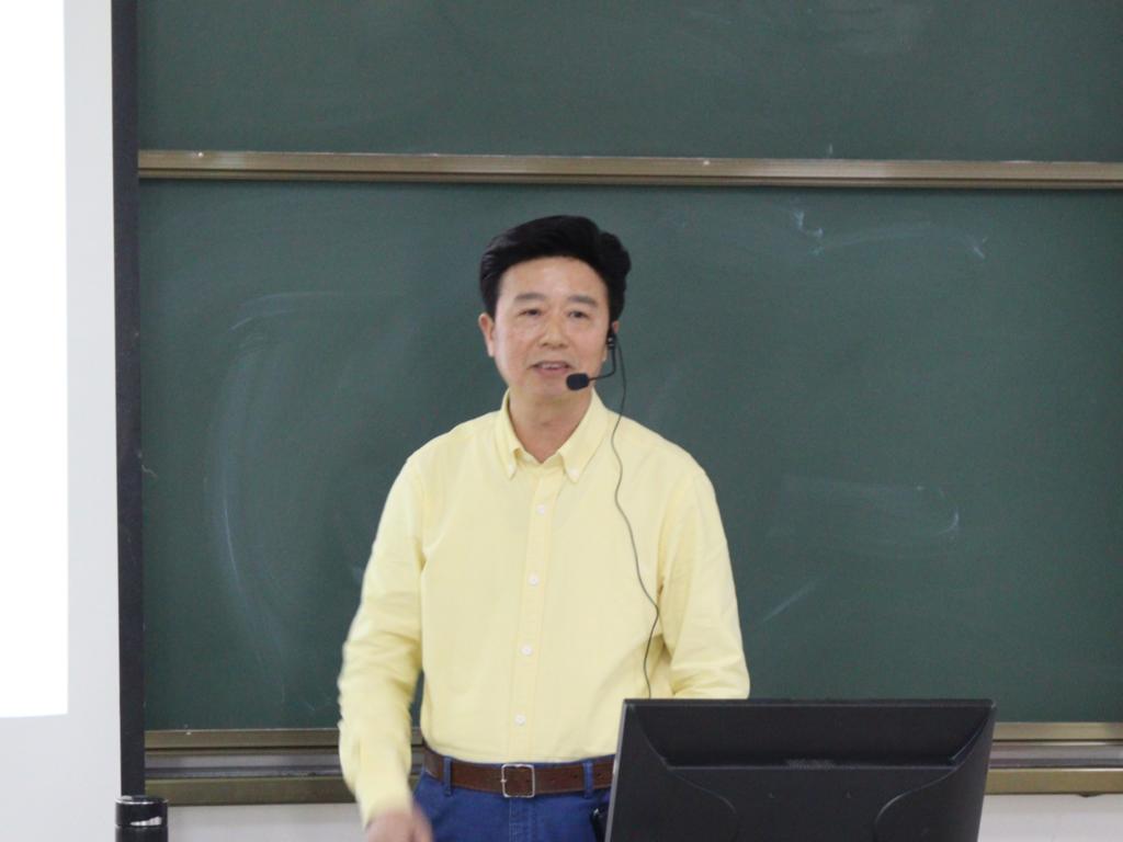 免费观看已满十八岁电视剧动漫版