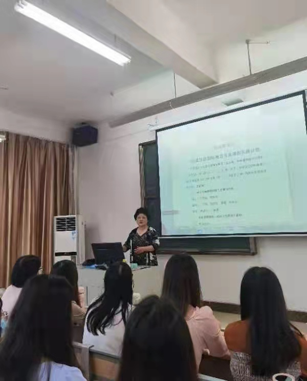 免费观看已满十八岁电视剧动漫版