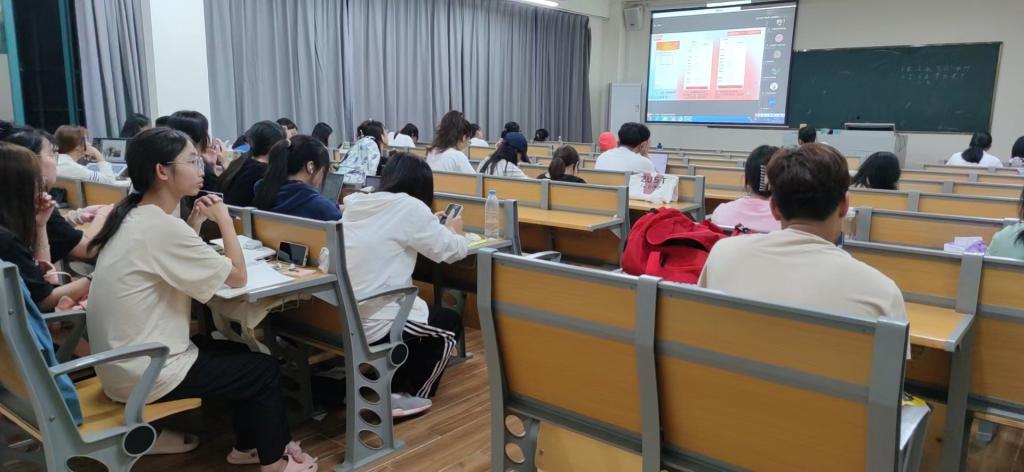 免费观看已满十八岁电视剧动漫版