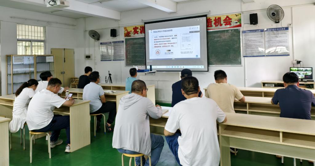 免费观看已满十八岁电视剧动漫版