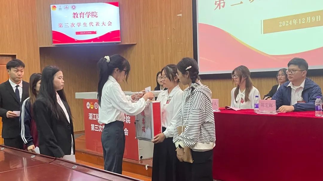 免费观看已满十八岁电视剧动漫版