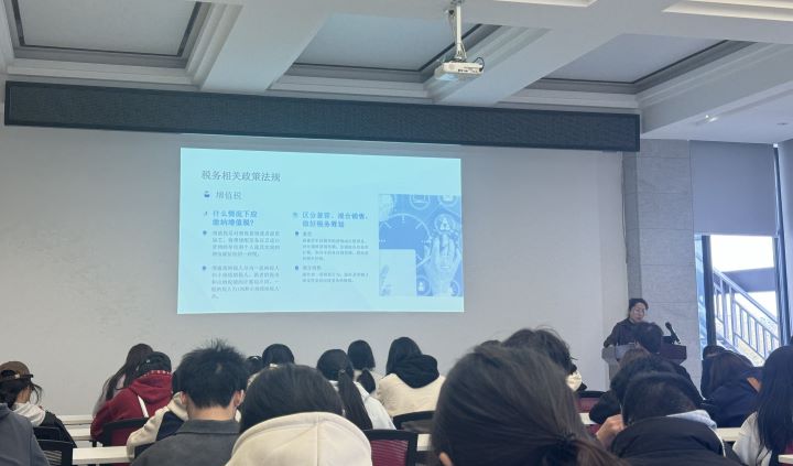 免费观看已满十八岁电视剧动漫版