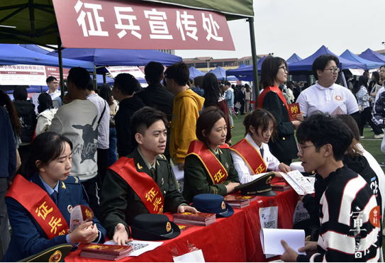 免费观看已满十八岁电视剧动漫版
