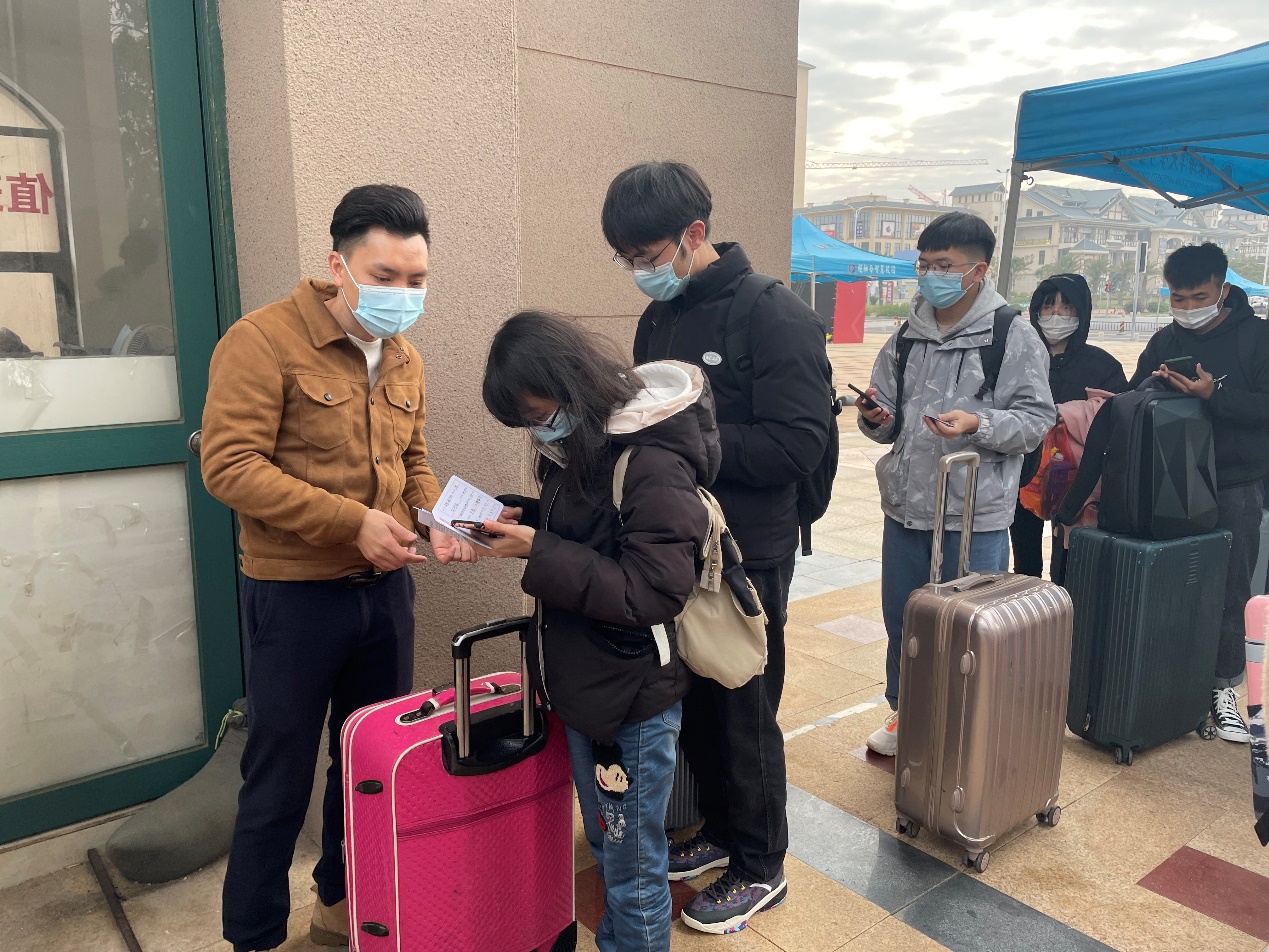 免费观看已满十八岁电视剧动漫版