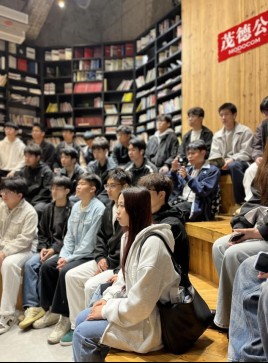 免费观看已满十八岁电视剧动漫版