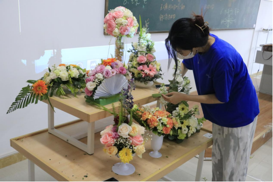 免费观看已满十八岁电视剧动漫版