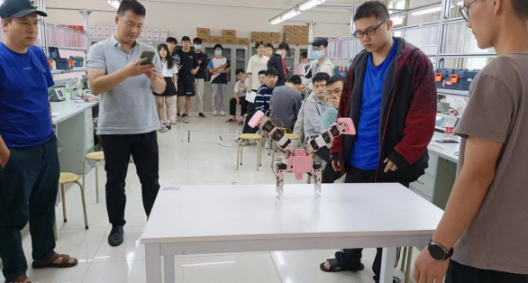 免费观看已满十八岁电视剧动漫版