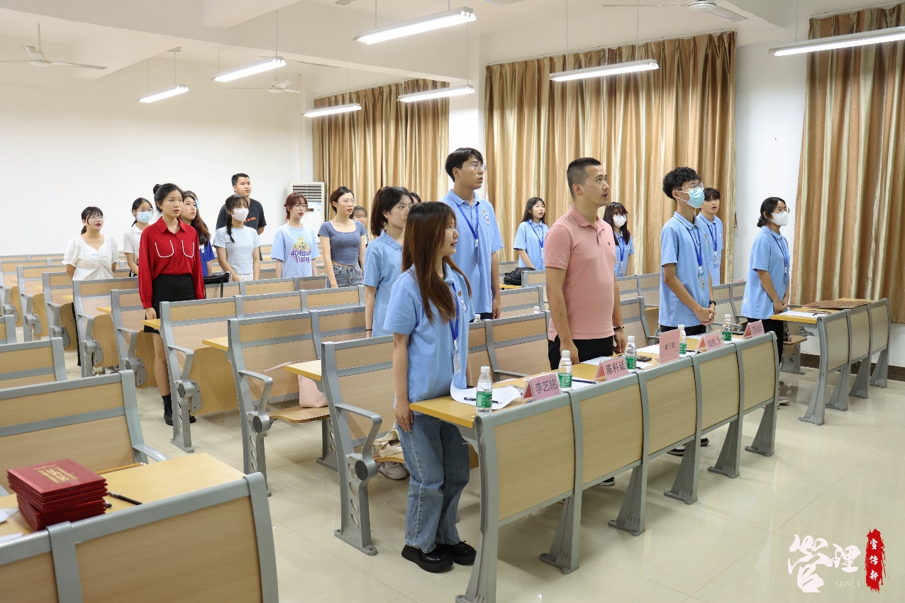 免费观看已满十八岁电视剧动漫版
