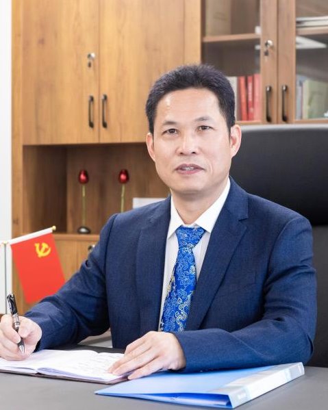 免费观看已满十八岁电视剧动漫版