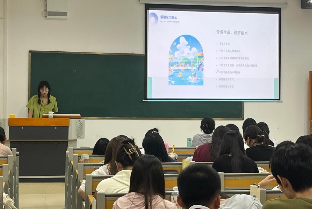 免费观看已满十八岁电视剧动漫版