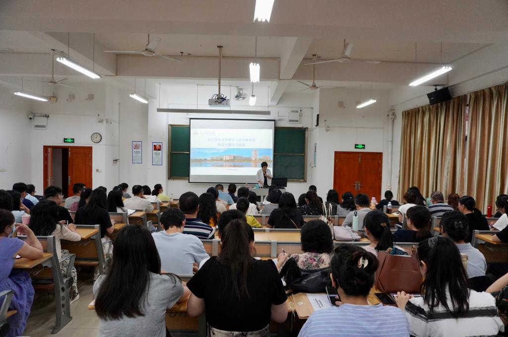 免费观看已满十八岁电视剧动漫版