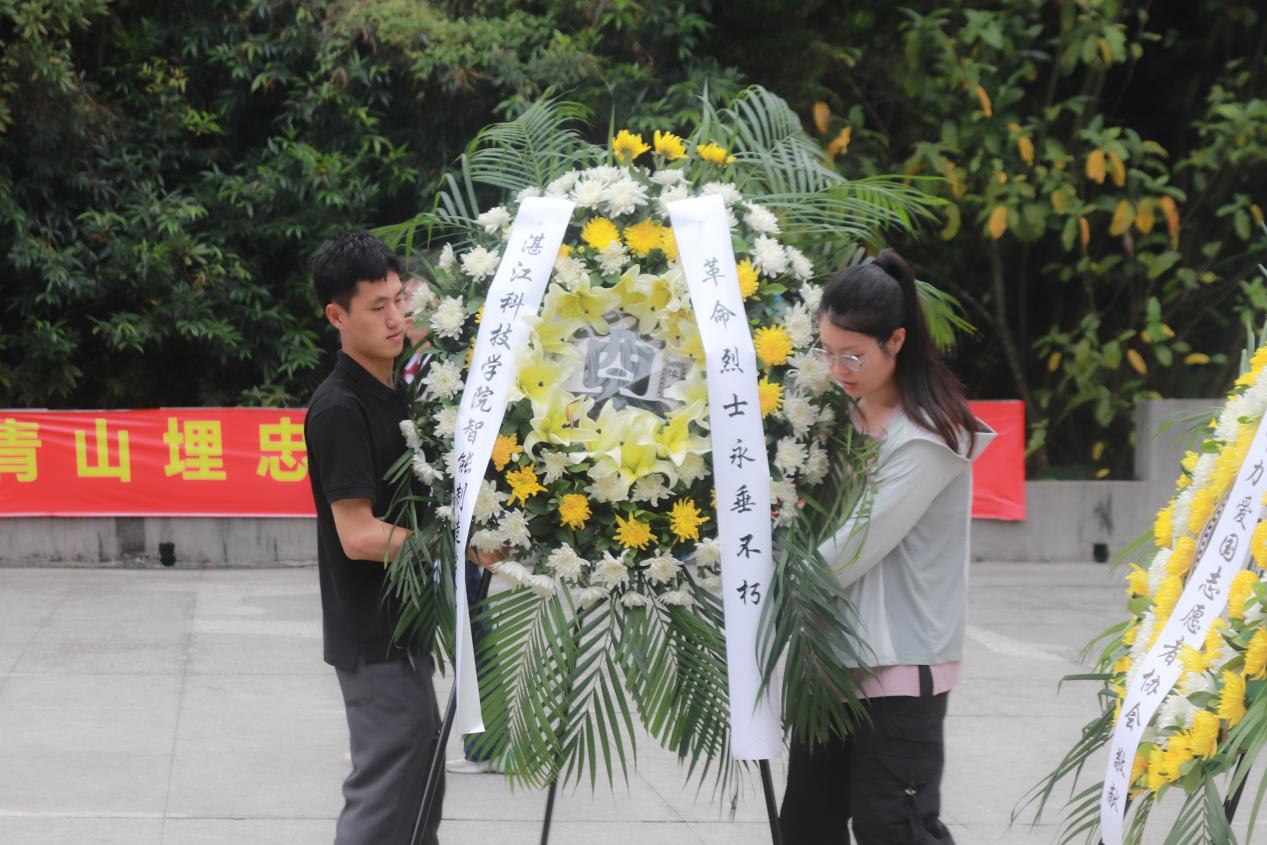 搬运花圈2 搬运花圈2
