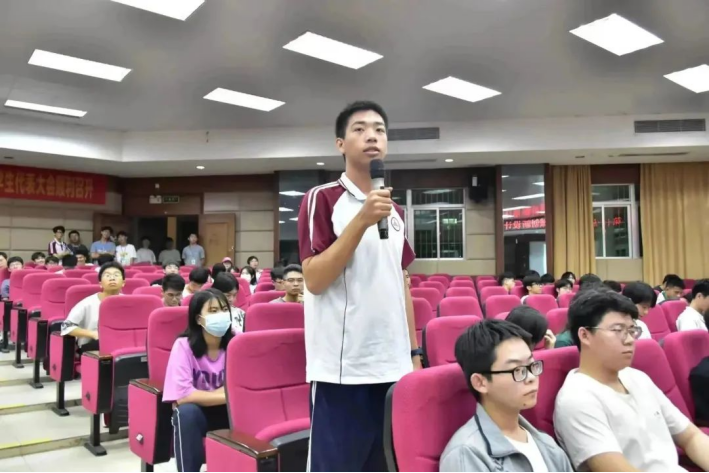 免费观看已满十八岁电视剧动漫版