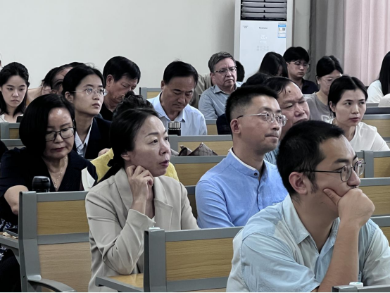 免费观看已满十八岁电视剧动漫版
