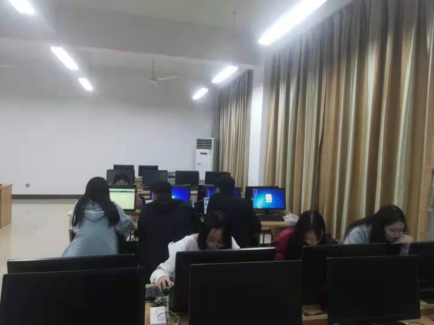 免费观看已满十八岁电视剧动漫版