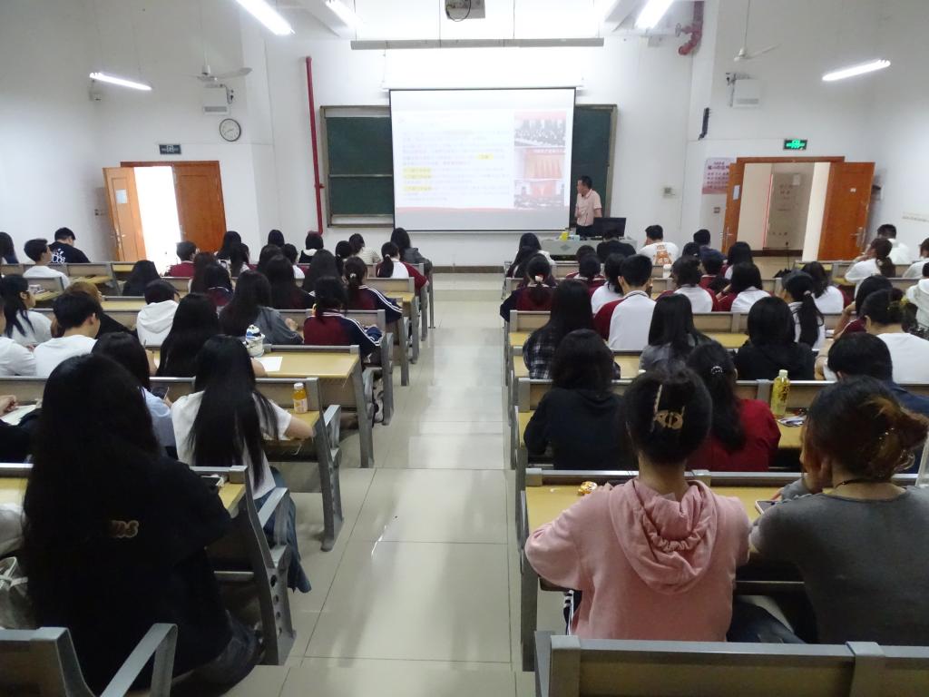 免费观看已满十八岁电视剧动漫版