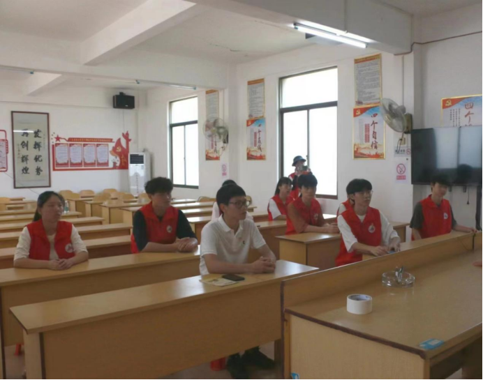 免费观看已满十八岁电视剧动漫版