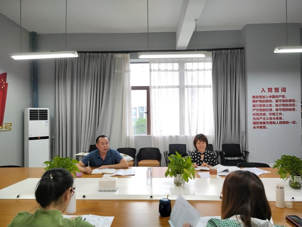 免费观看已满十八岁电视剧动漫版