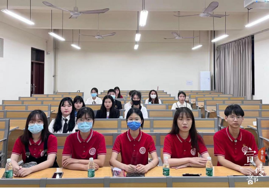 免费观看已满十八岁电视剧动漫版