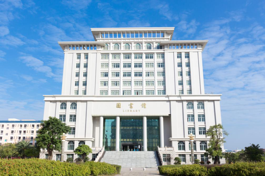 免费观看已满十八岁电视剧动漫版
