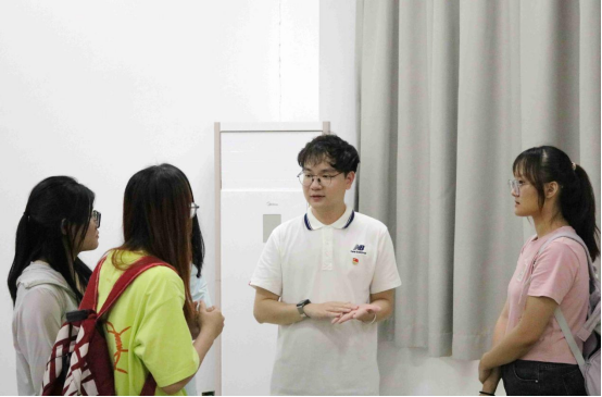 免费观看已满十八岁电视剧动漫版
