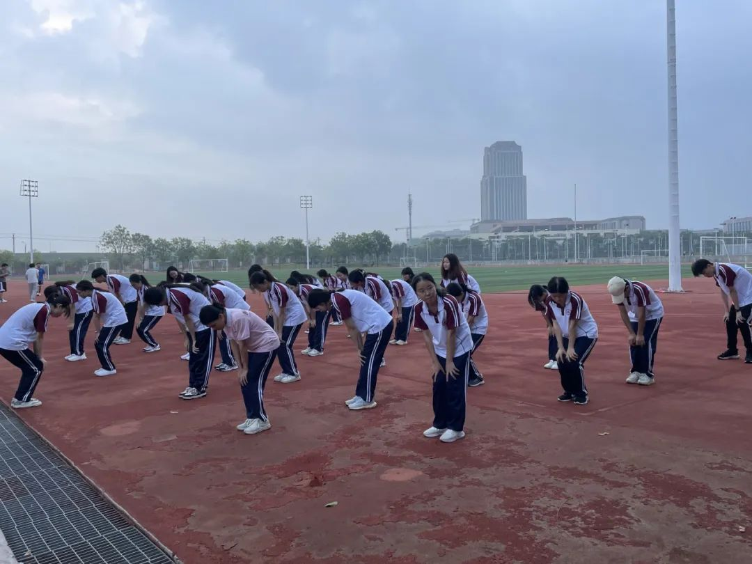 免费观看已满十八岁电视剧动漫版